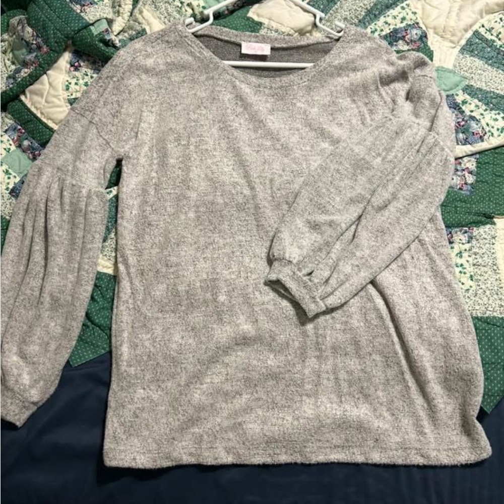 Cozy Gray Long Sleeve Sweater